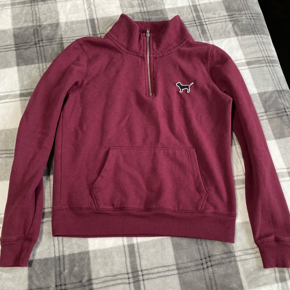 VS PINK sweater